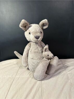 Jellycat Kara Kangaroo (Large)